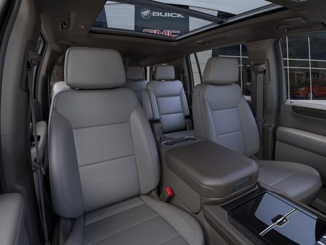 2025 GMC Yukon XL Vehicle Photo in APPLETON, WI 54914-8833