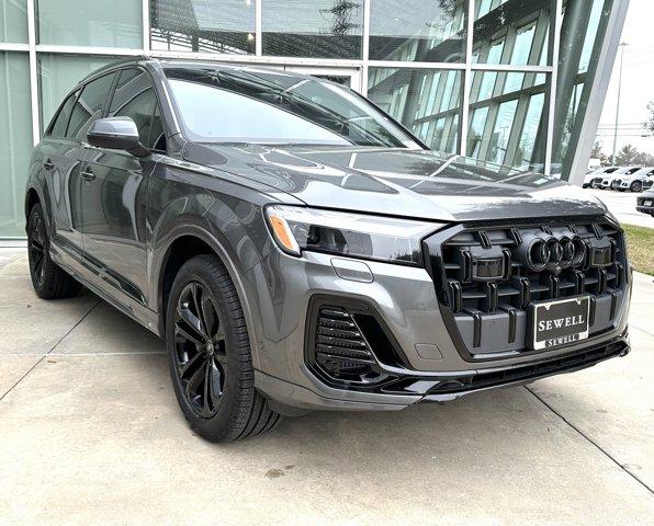 2025 Audi Q7 Vehicle Photo in HOUSTON, TX 77090