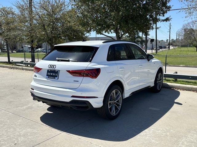 2025 Audi Q3 Vehicle Photo in HOUSTON, TX 77090