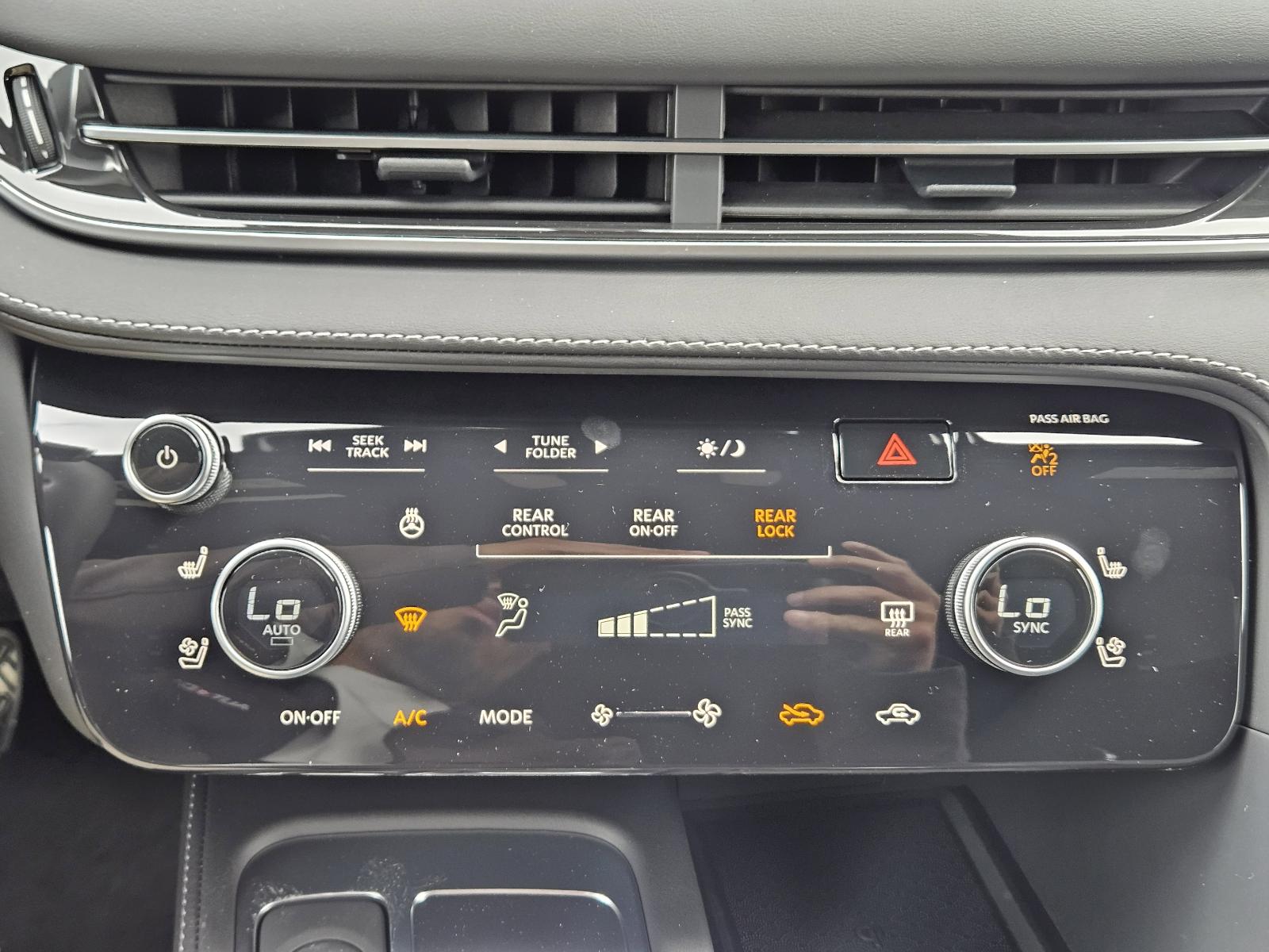 2025 INFINITI QX60 Vehicle Photo in Fort Worth, TX 76132