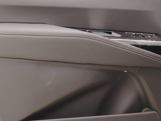 2025 Cadillac Escalade Vehicle Photo in PINEVILLE, NC 28134-8495
