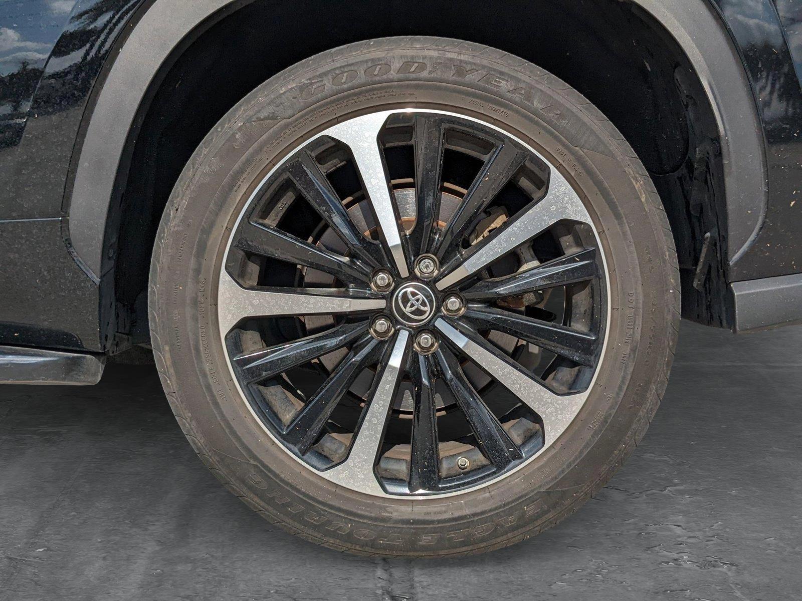 2022 Toyota Highlander Vehicle Photo in Davie, FL 33331