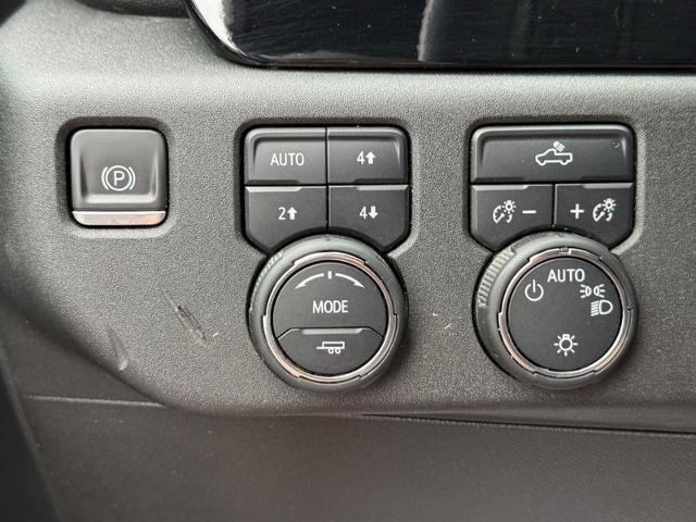 2023 Chevrolet Silverado 1500 Vehicle Photo in COLUMBIA, MO 65203-3903