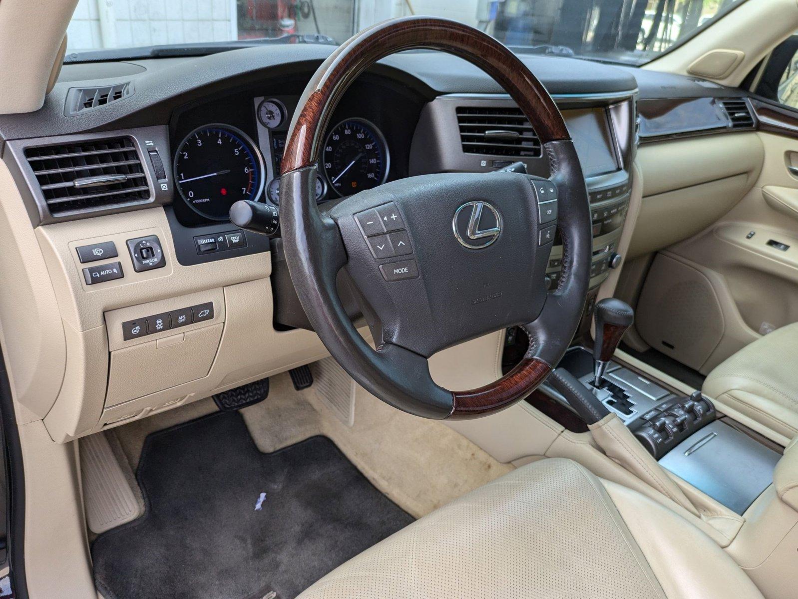 2011 Lexus LX 570 Vehicle Photo in Corpus Christi, TX 78415