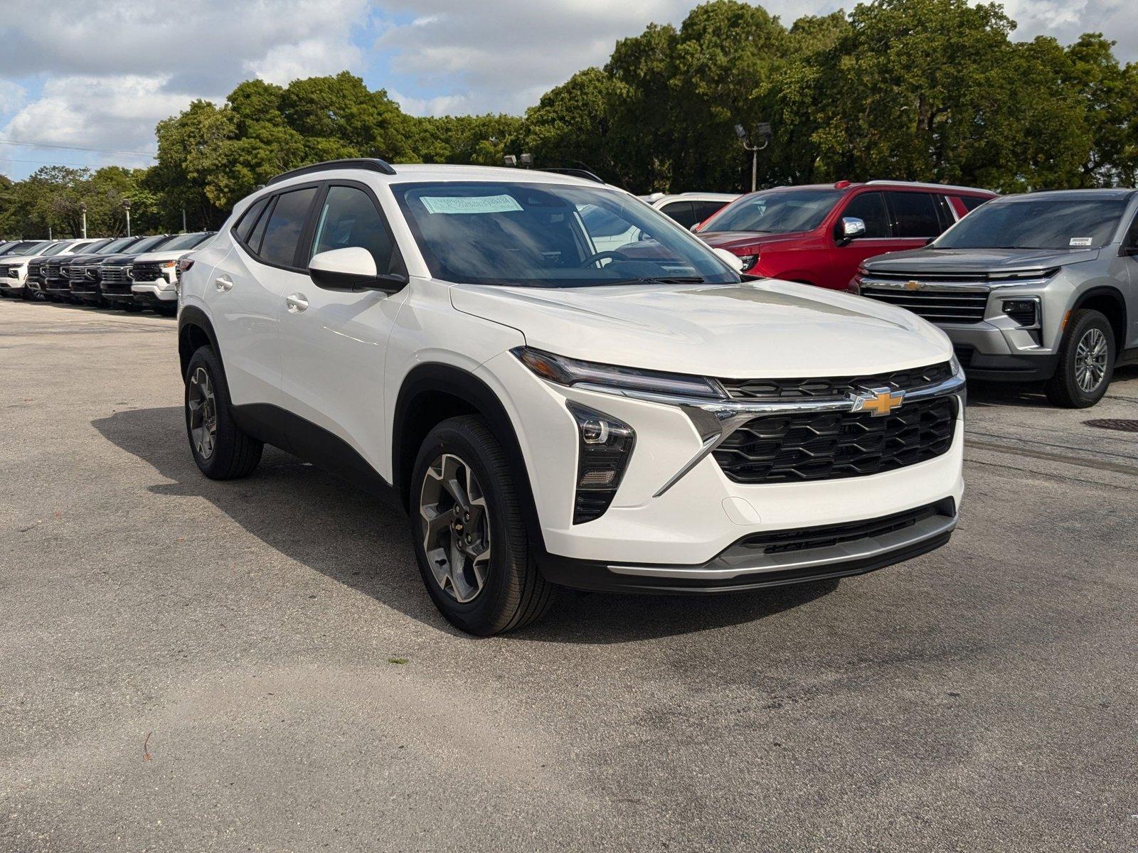2025 Chevrolet Trax Vehicle Photo in MIAMI, FL 33134-2699