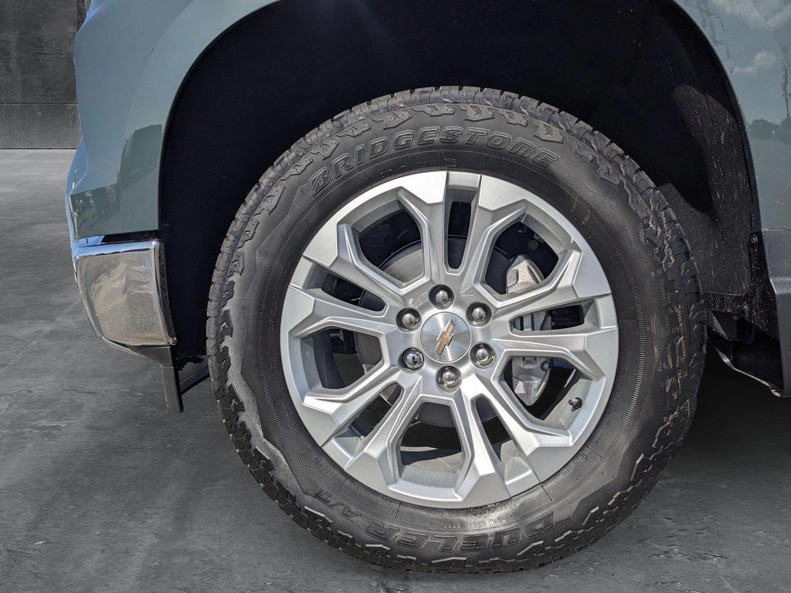 2025 Chevrolet Silverado 1500 Vehicle Photo in HOUSTON, TX 77034-5009