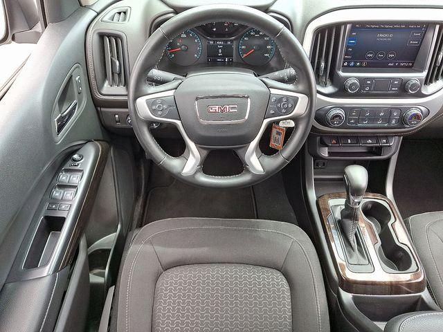 2022 GMC Canyon Vehicle Photo in DANBURY, CT 06810-5034