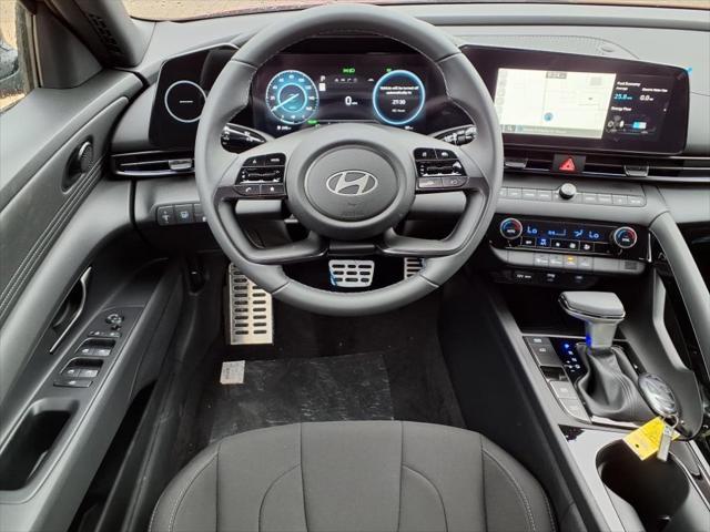 2025 Hyundai ELANTRA Hybrid Vehicle Photo in Peoria, IL 61615