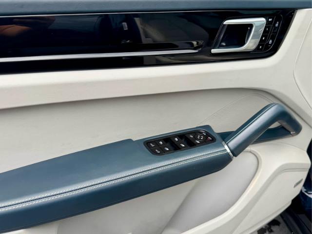 2019 Porsche Cayenne Vehicle Photo in DALLAS, TX 75209-3016