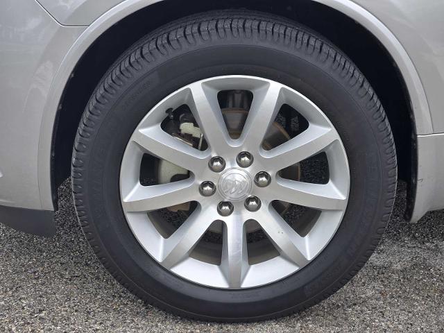 2017 Buick Enclave Vehicle Photo in DENTON, TX 76210-9321