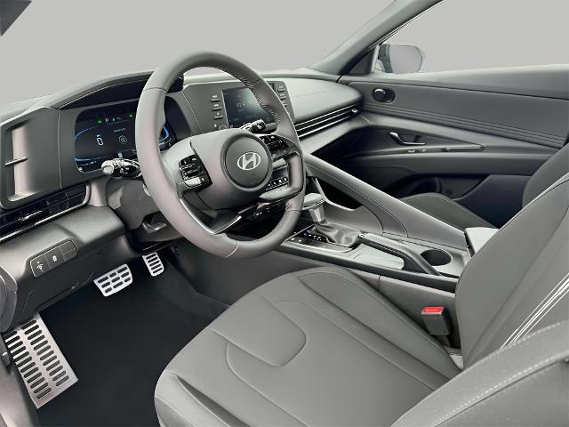 2025 Hyundai ELANTRA Vehicle Photo in Green Bay, WI 54304