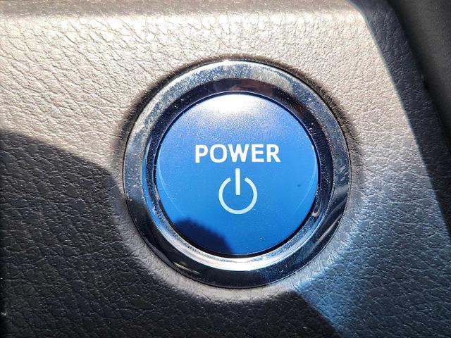 2019 Toyota Camry Vehicle Photo in DENTON, TX 76210-9321