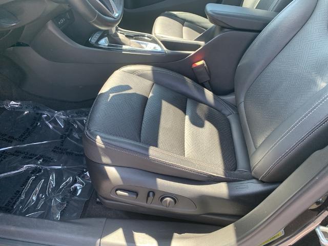 2020 Buick Encore GX Vehicle Photo in GREEN BAY, WI 54304-5303
