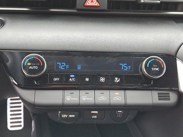 2025 Hyundai ELANTRA Vehicle Photo in Philadelphia, PA 19116