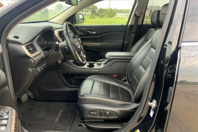 2023 GMC Acadia Vehicle Photo in TOPEKA, KS 66609-0000
