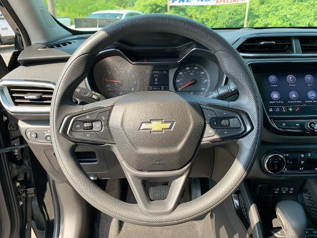 2023 Chevrolet Trailblazer Vehicle Photo in MOON TOWNSHIP, PA 15108-2571