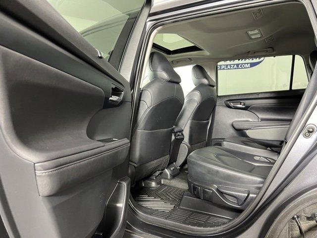 2020 Toyota Highlander Vehicle Photo in HARRISONBURG, VA 22801-8763