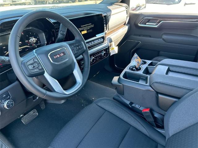 2025 GMC Sierra 1500 Vehicle Photo in GOODYEAR, AZ 85338-1310