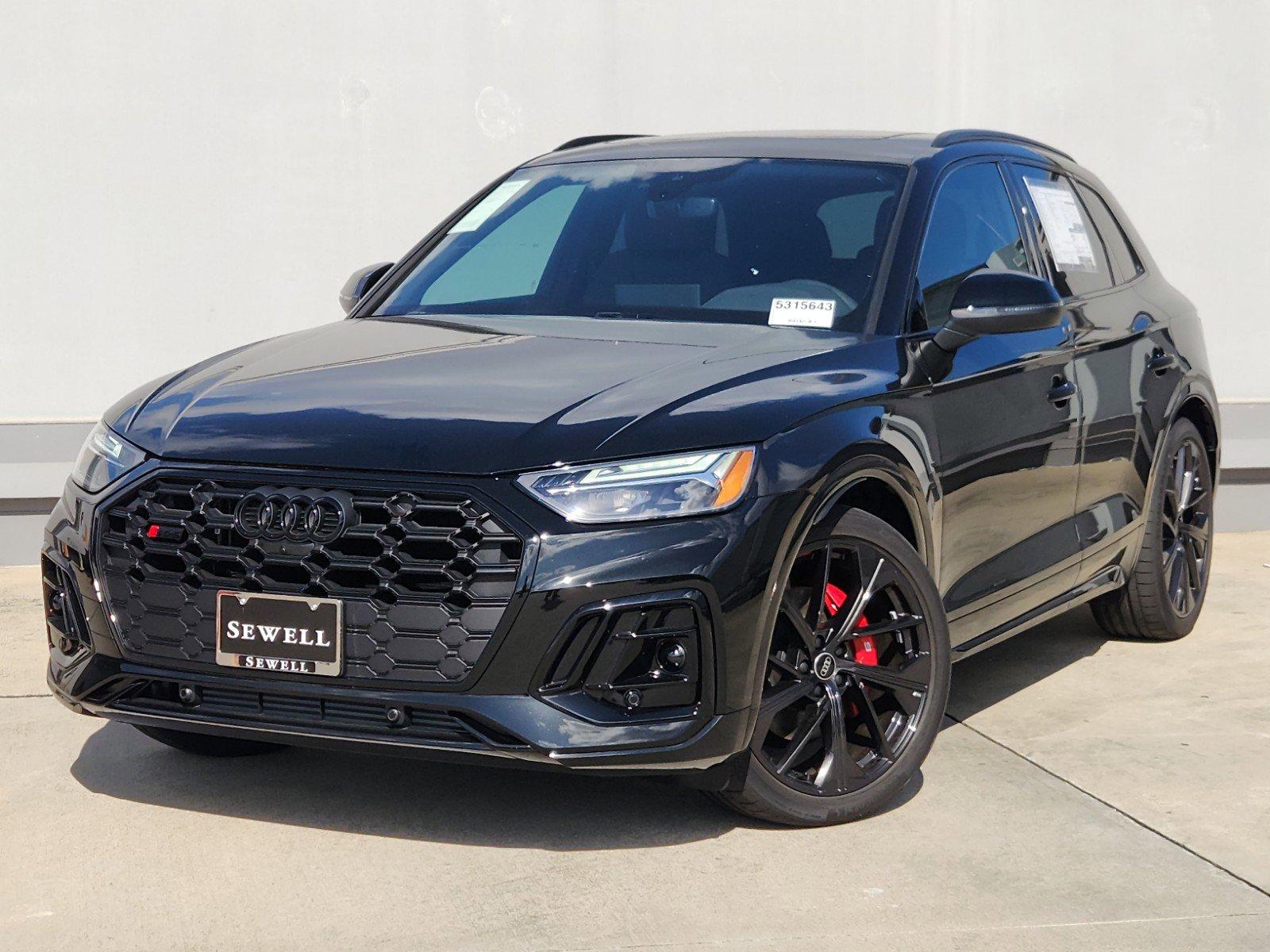 2025 Audi SQ5 Vehicle Photo in SUGAR LAND, TX 77478