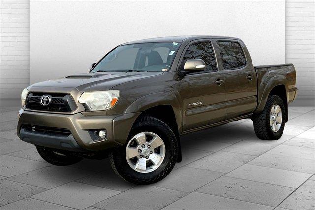 2015 Toyota Tacoma Vehicle Photo in KANSAS CITY, MO 64114-4502