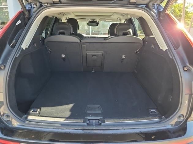 2021 Volvo XC60 Vehicle Photo in Houston, TX 77007