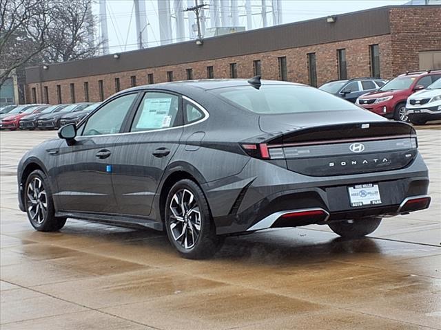 2025 Hyundai SONATA Vehicle Photo in Peoria, IL 61615