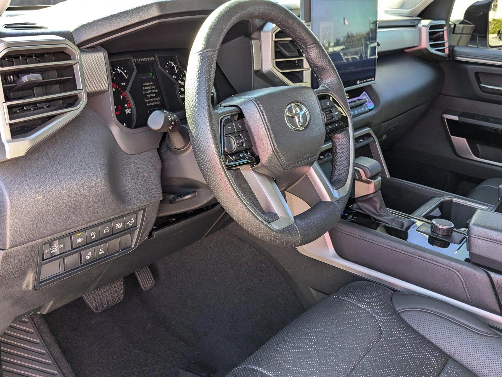 2022 Toyota Tundra 2WD Vehicle Photo in Miami, FL 33015