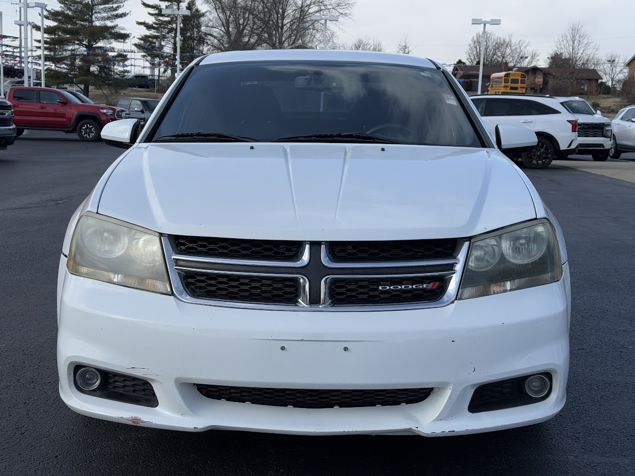 2013 Dodge Avenger Vehicle Photo in BOONVILLE, IN 47601-9633