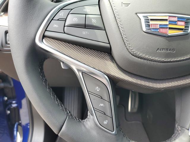 2024 Cadillac XT5 Vehicle Photo in POMPANO BEACH, FL 33064-7091