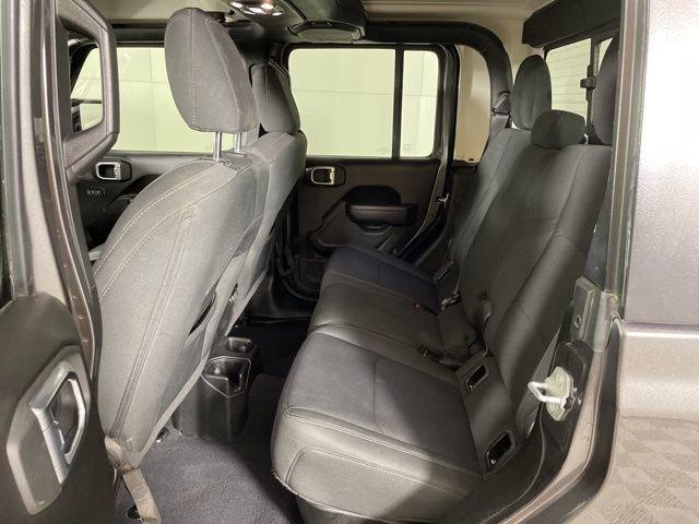 2022 Jeep Gladiator Vehicle Photo in PHOENIX, AZ 85014-3381