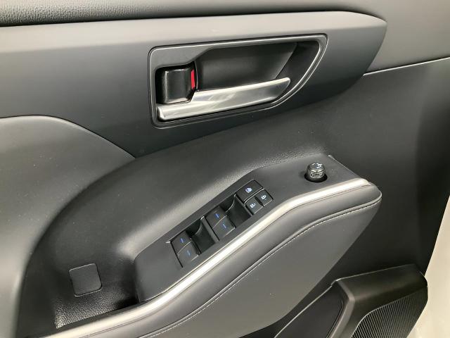 2022 Toyota Highlander Vehicle Photo in Oshkosh, WI 54904