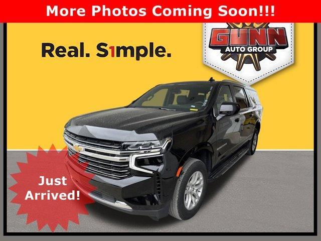 2023 Chevrolet Suburban Vehicle Photo in SELMA, TX 78154-1459