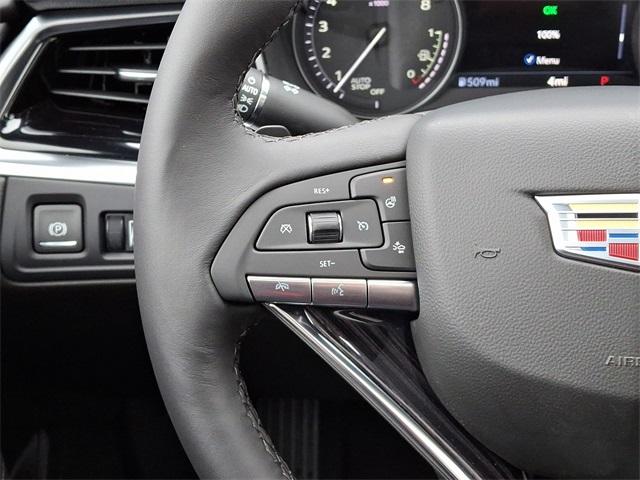 2025 Cadillac XT6 Vehicle Photo in ALLENTOWN, PA 18103-7399