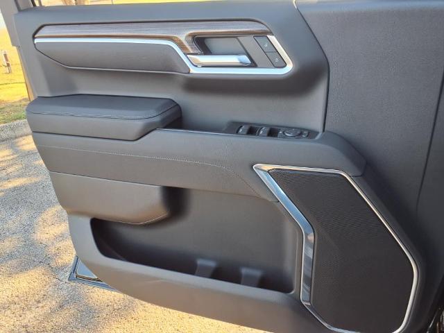 2025 Chevrolet Silverado 1500 Vehicle Photo in Denton, TX 76205