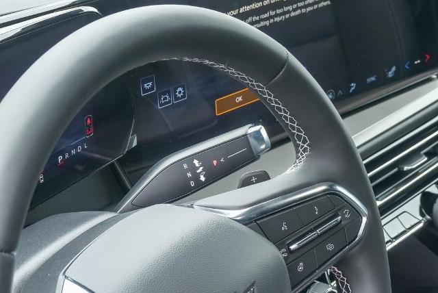 2025 Chevrolet Traverse Vehicle Photo in VENTURA, CA 93003-8585