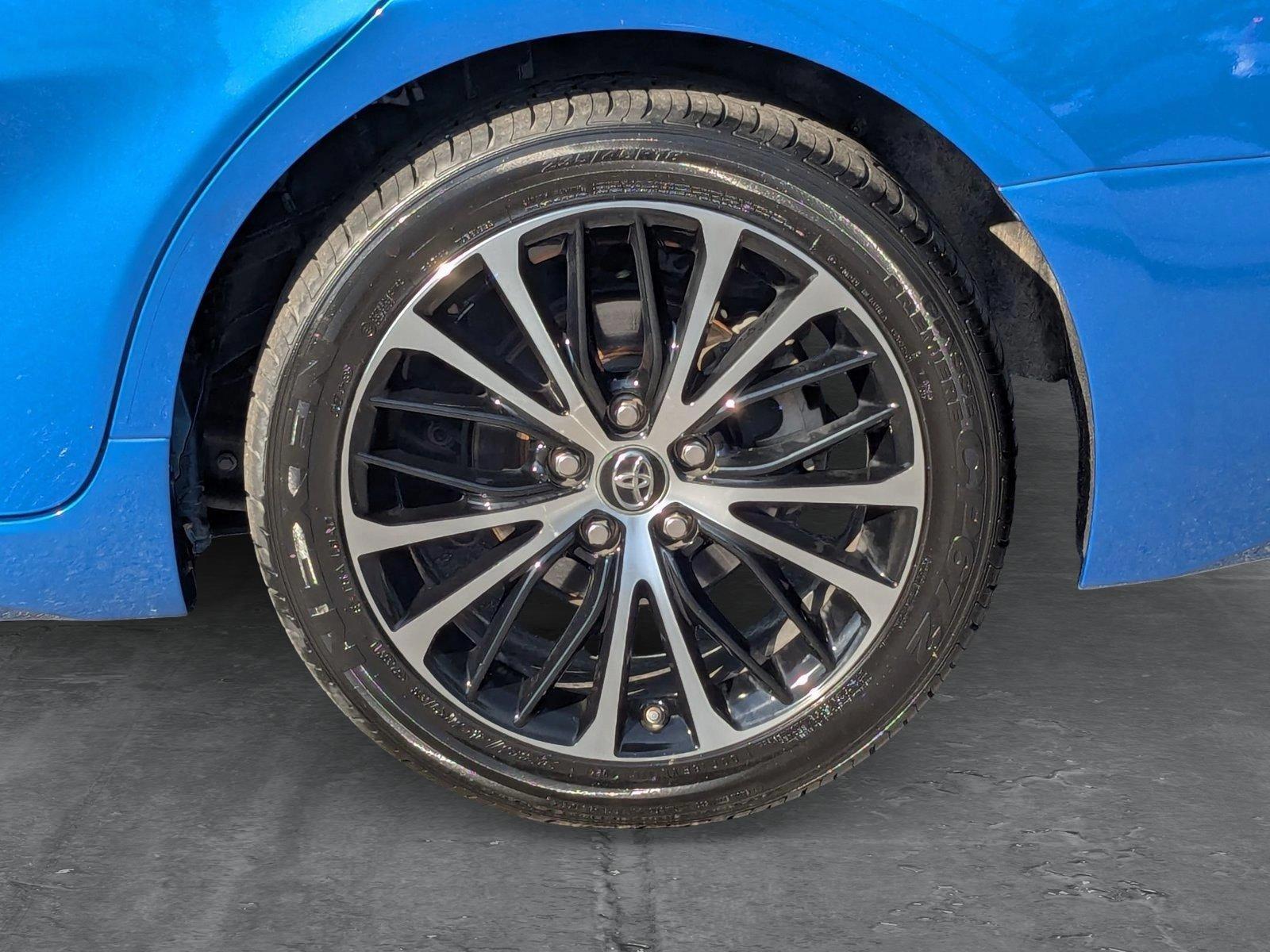 2019 Toyota Camry Vehicle Photo in St. Petersburg, FL 33713