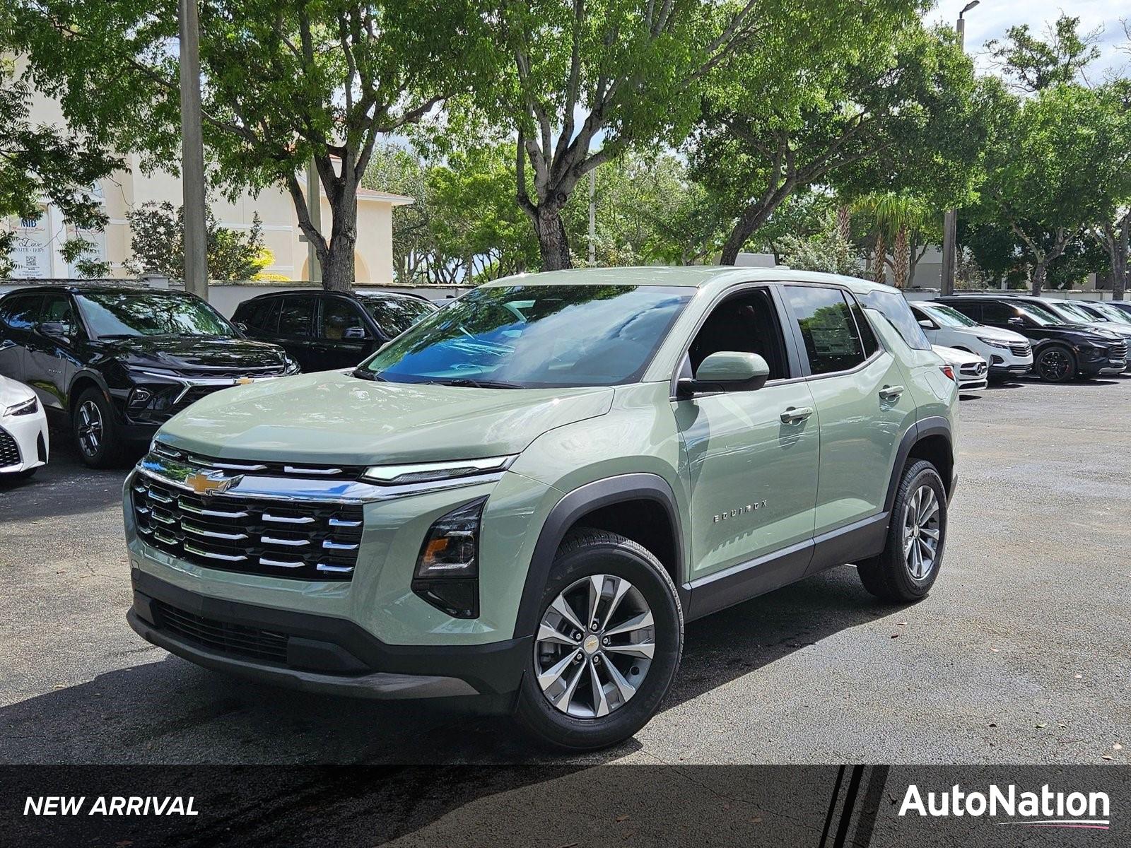 2025 Chevrolet Equinox Vehicle Photo in GREENACRES, FL 33463-3207