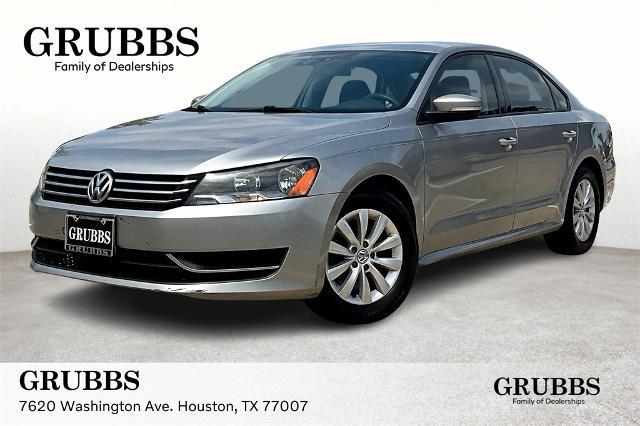 2013 Volkswagen Passat Vehicle Photo in Houston, TX 77007