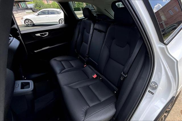 2025 Volvo XC60 Vehicle Photo in Houston, TX 77007