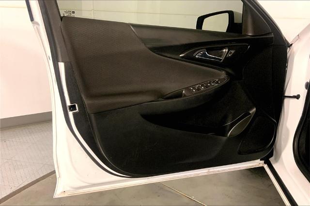2021 Chevrolet Malibu Vehicle Photo in Lees Summit, MO 64086