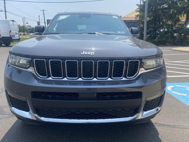 2025 Jeep Grand Cherokee L Vehicle Photo in Doylsetown, PA 18901