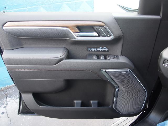 2025 Chevrolet Silverado 1500 Vehicle Photo in MADISON, IN 47250-1611