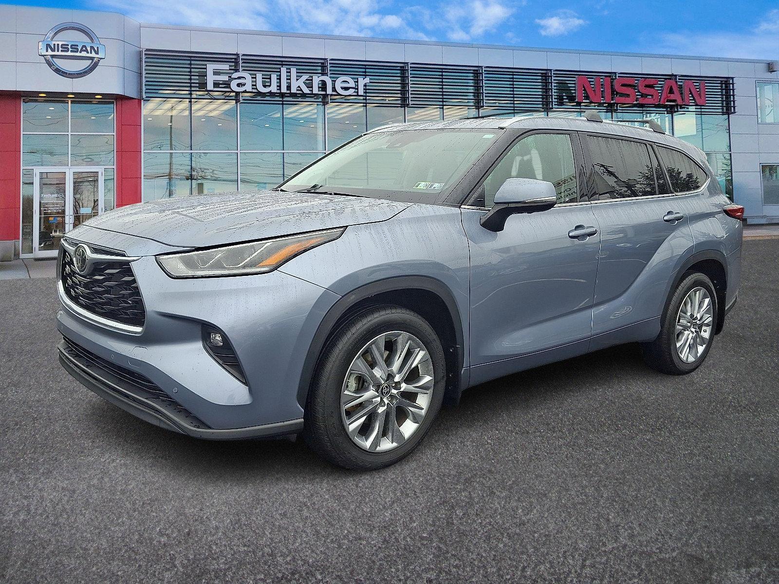 2023 Toyota Highlander Vehicle Photo in Harrisburg, PA 17111-1033