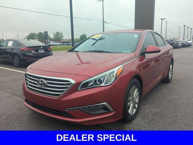 2015 Hyundai SONATA Vehicle Photo in Merrillville, IN 46410
