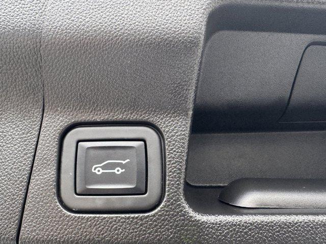 2023 GMC Acadia Vehicle Photo in LEOMINSTER, MA 01453-2952