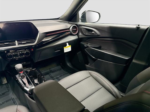 2025 Chevrolet Trax Vehicle Photo in EVERETT, WA 98203-5662