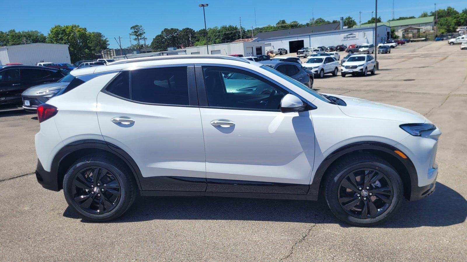 2024 Buick Encore GX Vehicle Photo in Rolla, MO 65401