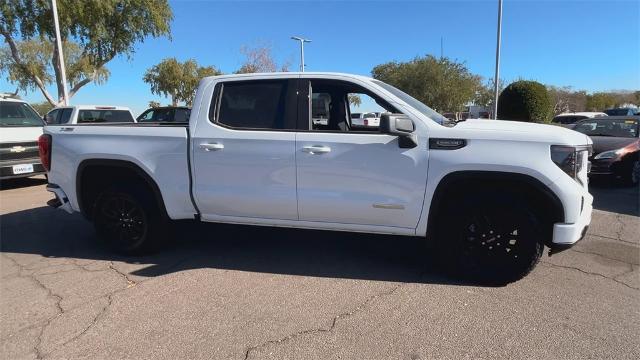 2025 GMC Sierra 1500 Vehicle Photo in GOODYEAR, AZ 85338-1310