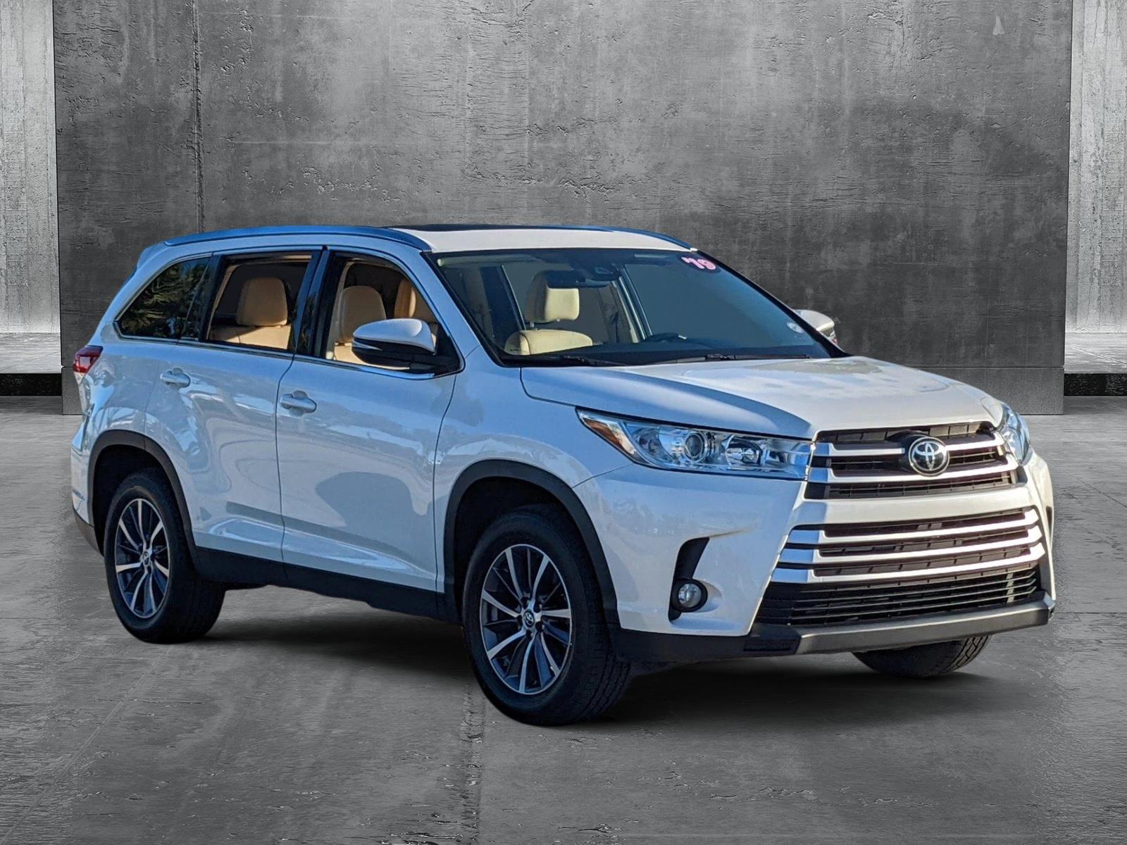 2019 Toyota Highlander Vehicle Photo in Hollywood, FL 33021