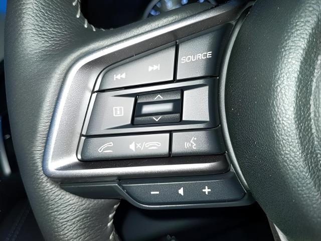 2025 Subaru Ascent Vehicle Photo in Green Bay, WI 54304